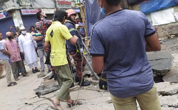 বিস্ফোরন