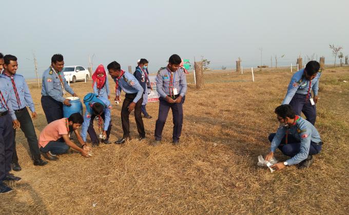 প্লাস্টিক টাইড টার্নার চ্যালেঞ্জ ব্যাজ