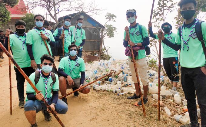 প্লাস্টিক টাইড টানার্র চ্যালেঞ্জ ব্যাজ চ্যাম্পিয়ন পর্যায়