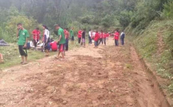 Road maintenance toward tashidingkha Central shool