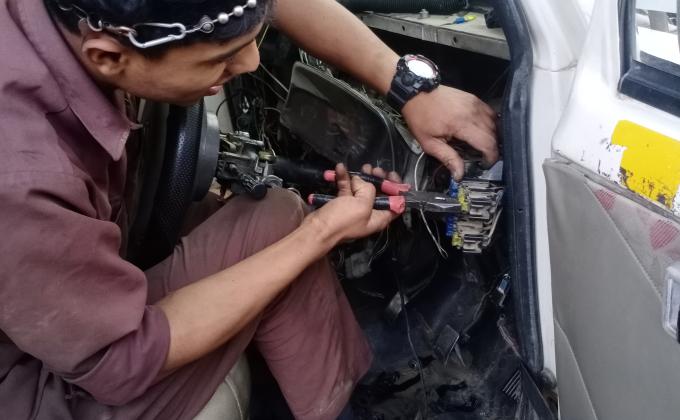 Repairing Institute vehicles Wiring system