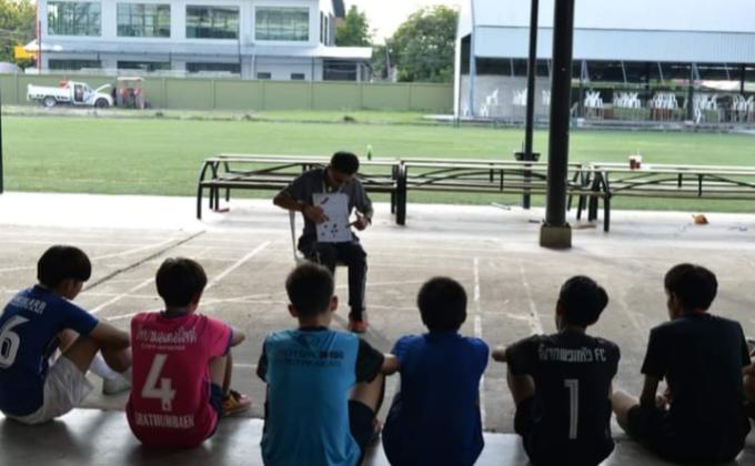 ฝึกซ้อม แข่งกีฬา 