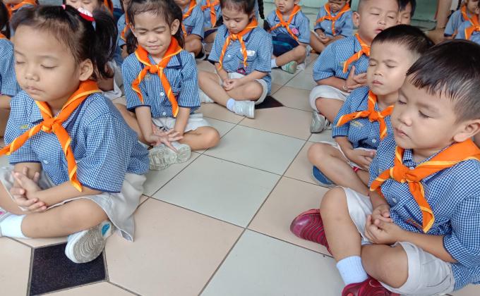 ลูกเสือบีเวอร์ฝึกสมาธิ