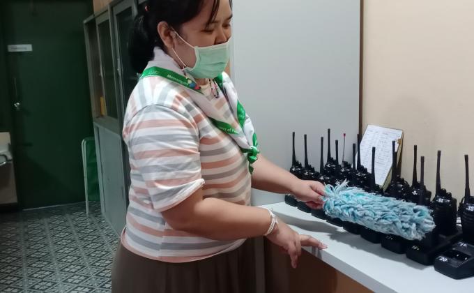 จิตอาสา ทำความสะอาดห้องทำงาน