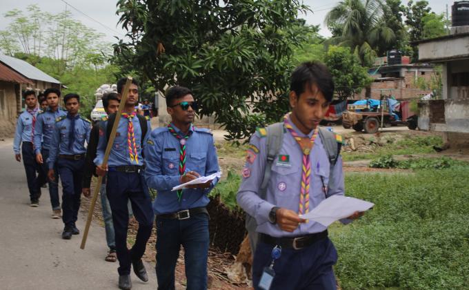 ডে-ক্যাম্পের বিষয়বস্তু ছিল "হাইকিং"