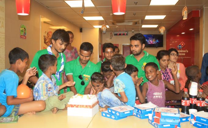Birthday party with kerbstone child (Smile Roti Bank).