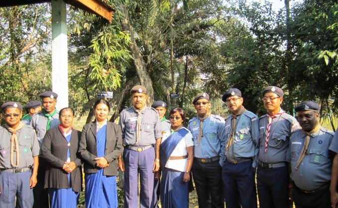 Assisting Training as Trainer