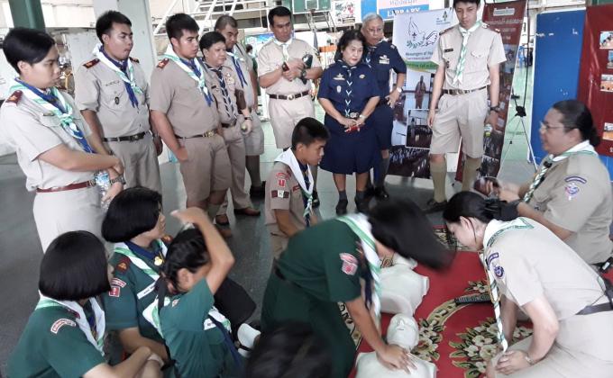 สอนการปฐมพยาบาล First AID CPR &AED และเผยแพร่ผลงานลูกเสือสันติภาพ