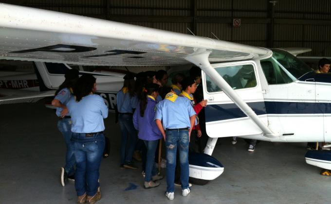 Grupo Escoteiro do Ar Pelicano 108SC - Aeroclube de Blumenau - Uma escola diferente