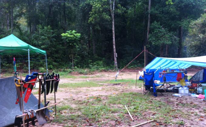Camping and Clean the Mountain