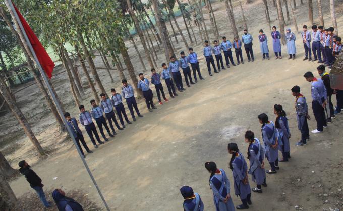 পতাকা উত্তোলন অনুষ্ঠান (২য় দিন)