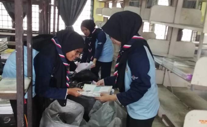 [THE WASH PROJECT: UPDATE 5] COLLECT A RECYCLE ITEMS