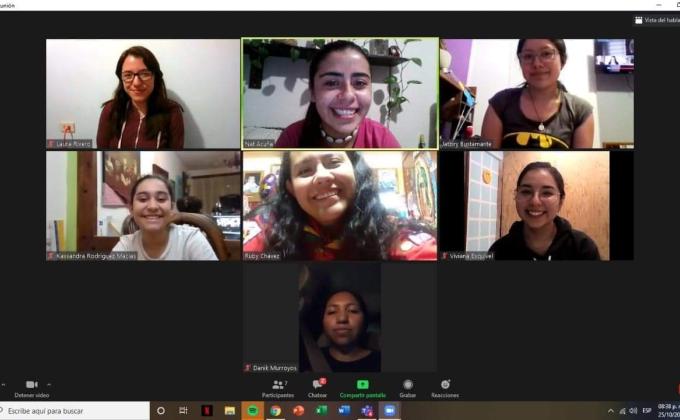 MIS MANOS QUE HABLAN, MIS MANOS QUE SIENTEN