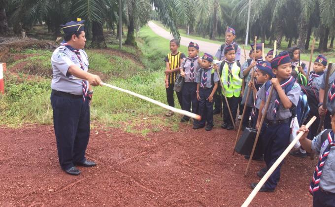 EKSPEDISI MENGEMBARA PENGAKAP KUMP 55 SK PALONG 14 JEMPOL