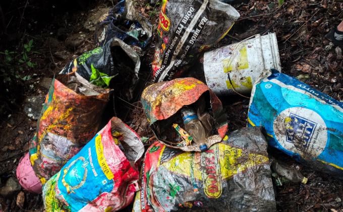 clinning camping(community service)