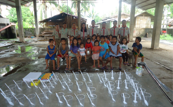 Feeding program for the kids
