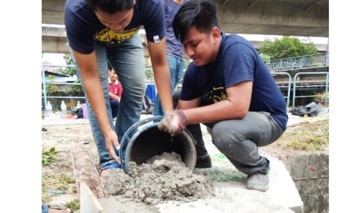 SW Voluntary Service: WalkSide by Rovs Project - Our sidewalk project has started! (Part 4)