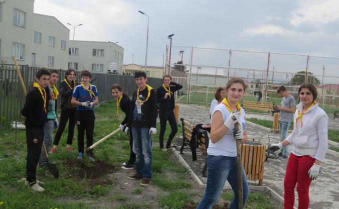 Planting action in Tserovani IDP settlement