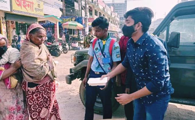 খাবার বিতরণ কর্মসূচী