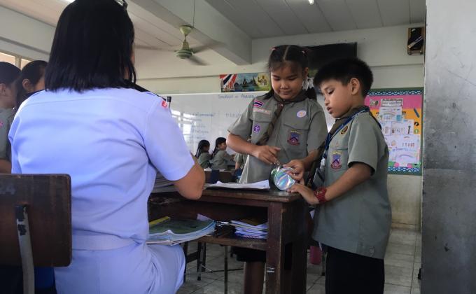 ทำความสะอาดห้องเรียนปิดเทอม 