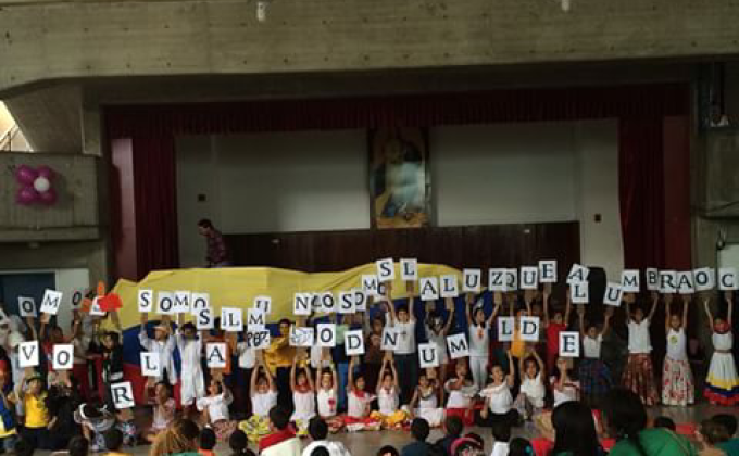 La Paz se Expresa en 5 Colores