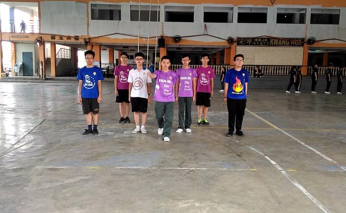 Kawat bunga training