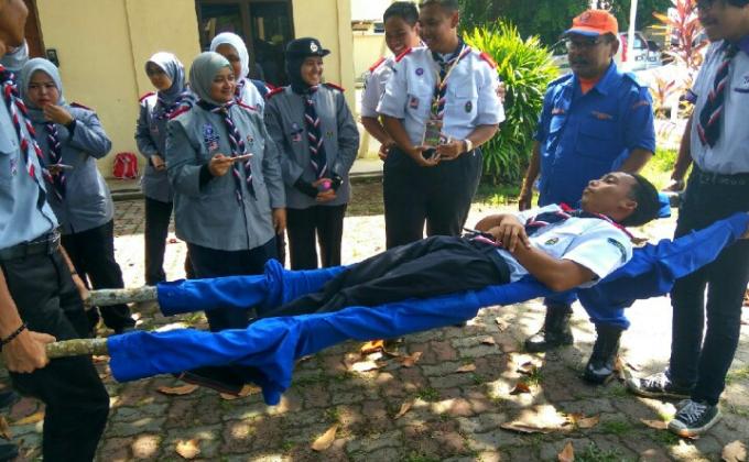 JOM JADI PENYELAMAT