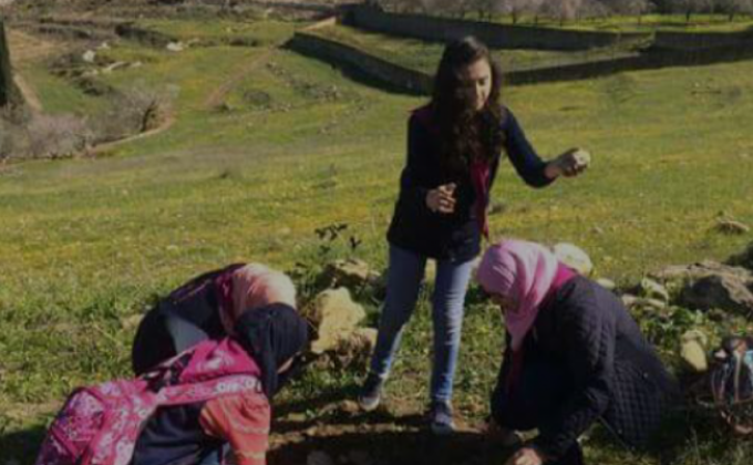 Zahret Al Madaen Palestinian Girl Scouts is taking a serious step toward environment by participating in (Go Green) Campaign