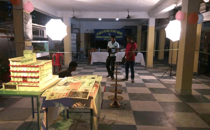 Arrangements for foundation day
