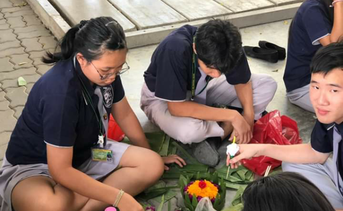 กิจกรรมสืบสานประเพณีลอยกระทง