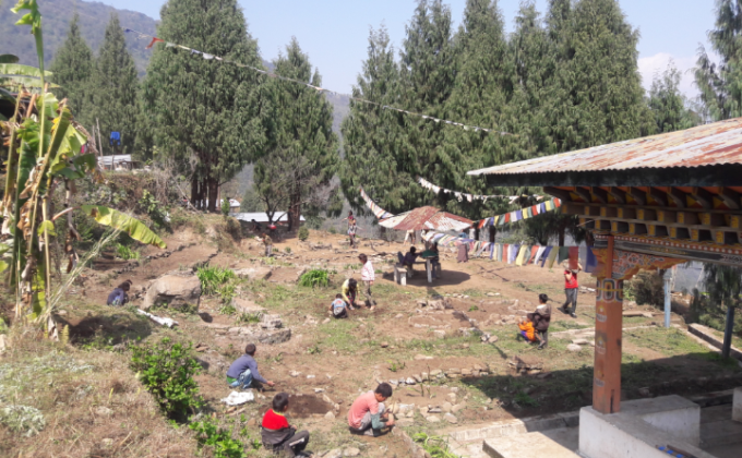 Nachung scout flower garden