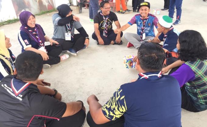 "Dadu dilambung ceritamu ku dapat" 