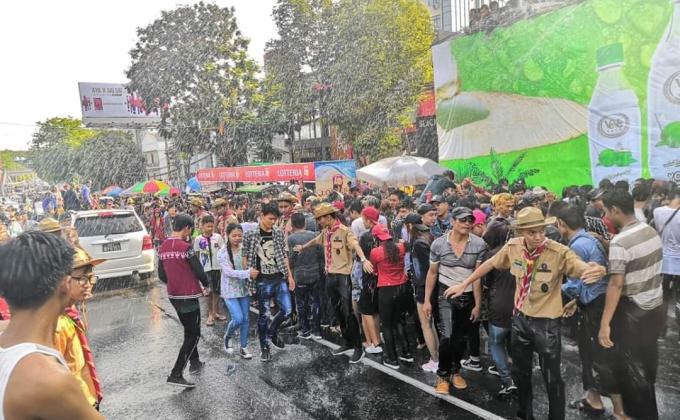 Myanmar Thingyan Festival 