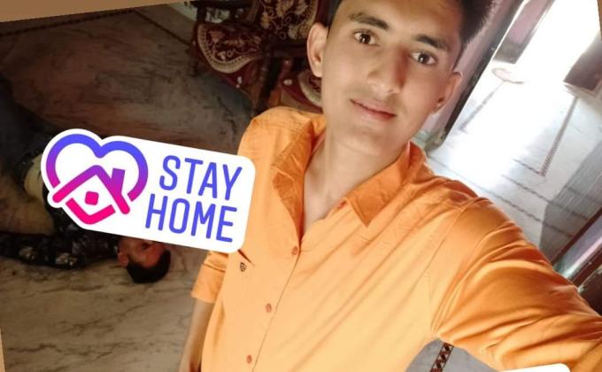 प्रोजेक्ट संकल्प के तहत ग्रुप (A) 2 में धर पर रहकर सेल्फी मेने अपनी सोशल मीडिया पर अपलोड की  एवं लोगो को घर पर रहने का निवेदन किया #bsgindia#stayathome#fightcovid19#21daylockdown#sankalpbyscoutguide