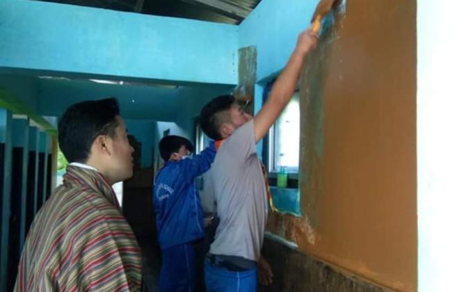 toilet painting of school toilets 