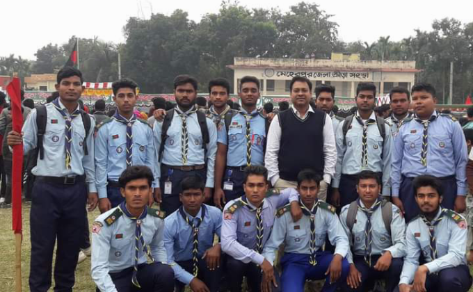 বাংলাদেশ স্কাউটস মেহেরপুর জেলা রোভারের আয়োজনে ১৬ ডিসেম্বর ২০১৯ তারিখে একটা কুচকাওয়াজ আয়জন করা হয়েছিলো সেখানে  কাজ করেছিলেন মেহেরপুর জেলা রোভারের ১৬ জন রোভার এবং ১ জন লিডার সকাল ৭ টা থেকে বিকাল ৪ টা পর্যন্ত