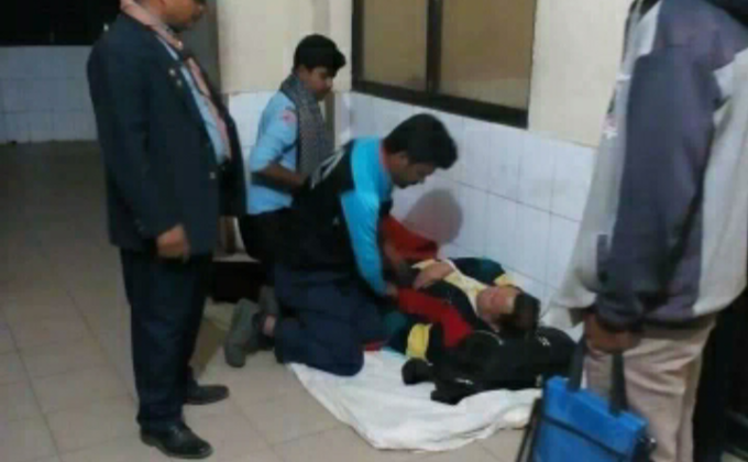 হাসপাতালে আচ্ছিডেন্ট করা রুগিকে নিয়ে গিয়ে সেবাদান কার্যক্রম