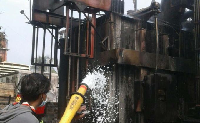 সিলেটে আগুন নিভানোর কাজে