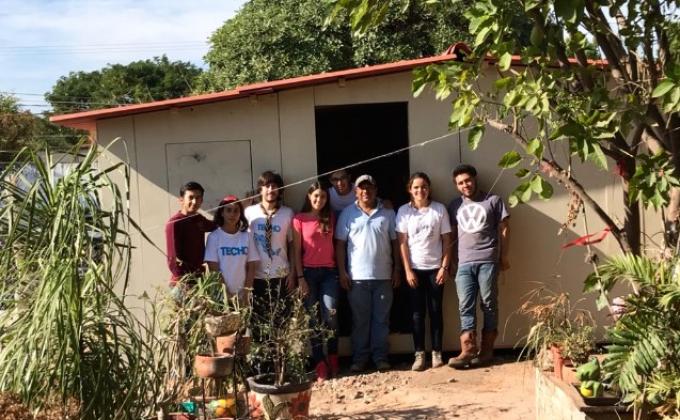 Viaje a construcción de viviendas de emergencia de TECHO en Ixtepec, Oax