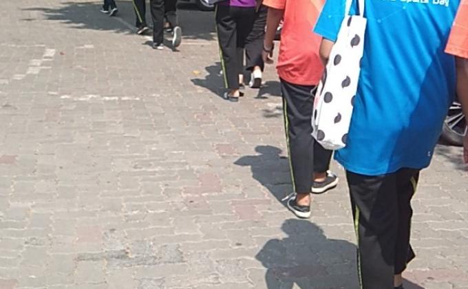 สงฆ์นำ้พระ