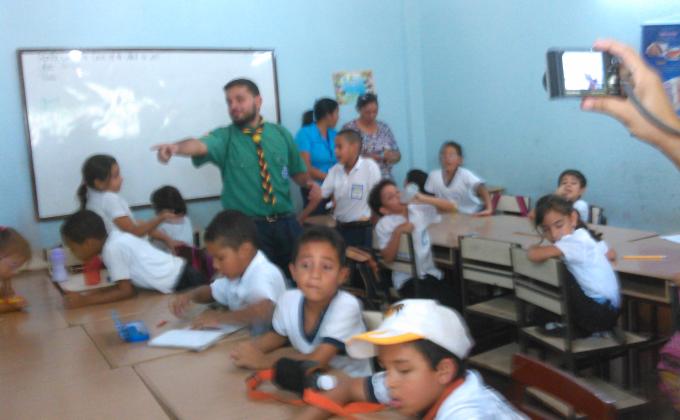 Fabrica Scout de papel Artesanal 
