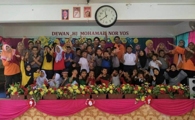 PERKHEMAHAN PENGAKAP KOLABORATIF