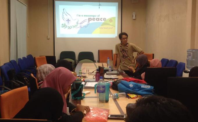 Leadership training, Induction and Messengers of Peace sharing session with new leaders of KLKM IIUM Kuantan Rover Scouts Crew.