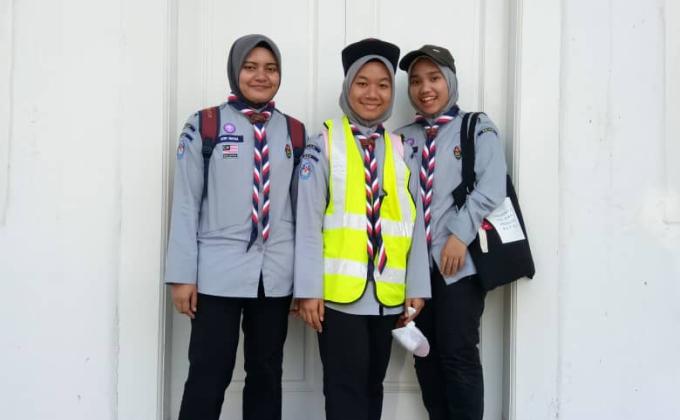 PENGEMBARAAN 1000 KM KENDERAAN AWAM