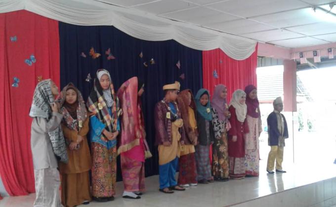 National Day in SK Felda Pengeli Timur