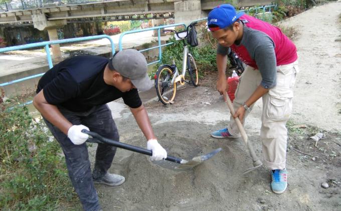 SW Voluntary Service: WalkSide by Rovs Project - Our Sidewalk Project started! (part 2)