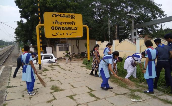Swachch Rail Swachch Bharath" Service Programme (Clean India Drive)
