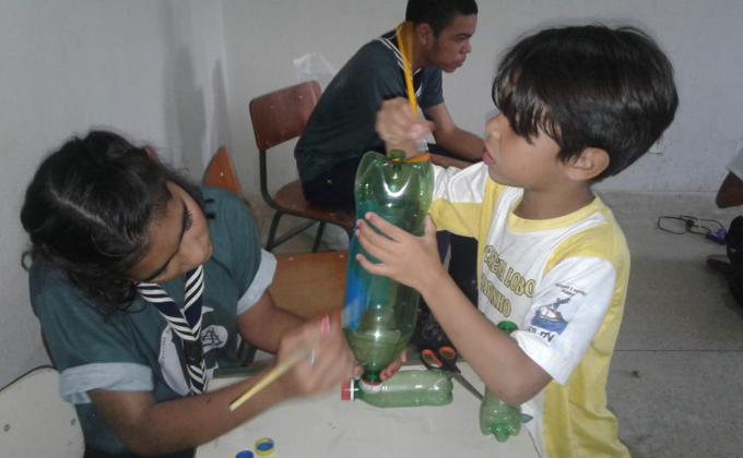 Escoteiros na praça: água para todos