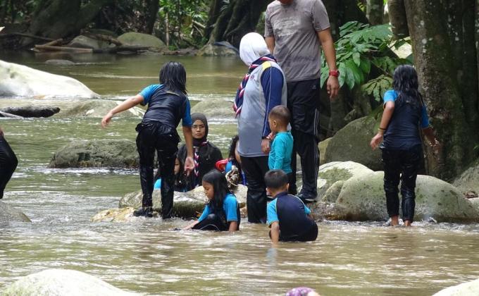 Pengakap Laut Masuk Sungai