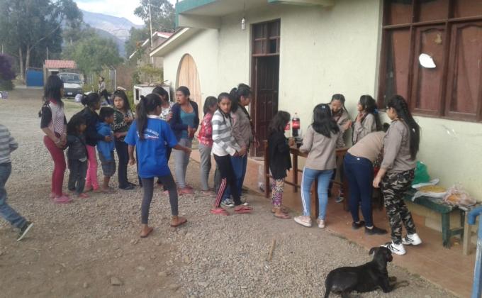 Yo sí puedo ayudar a los niños del hogar "Voces Libres". Unidad Dracos, G.S. Intidrac